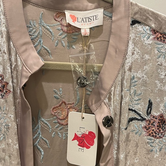 Flower Print long Kimono - Picture 3 of 10